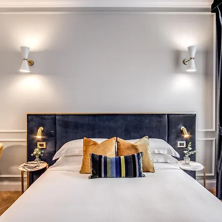 Tree Charme Augusto Boutique Rome