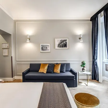 Tree Charme Augusto Boutique روما