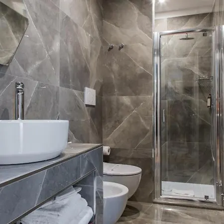 Tree Charme Augusto Boutique