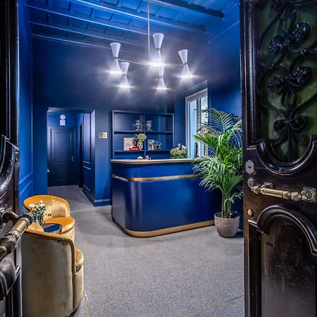 Tree Charme Augusto Boutique