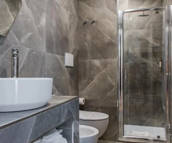 Tree Charme Augusto Boutique