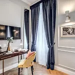 Tree Charme Augusto Boutique Rome