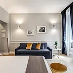 Tree Charme Augusto Boutique Rome