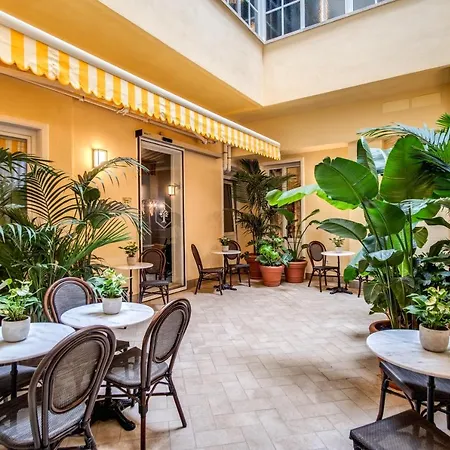 Hotel Tree Charme Augusto Luxury