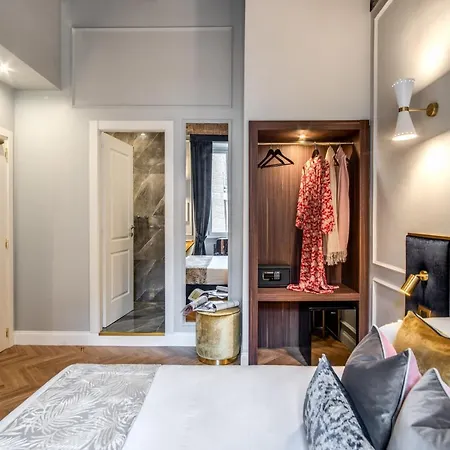 Hotel Tree Charme Augusto Luxury 3*